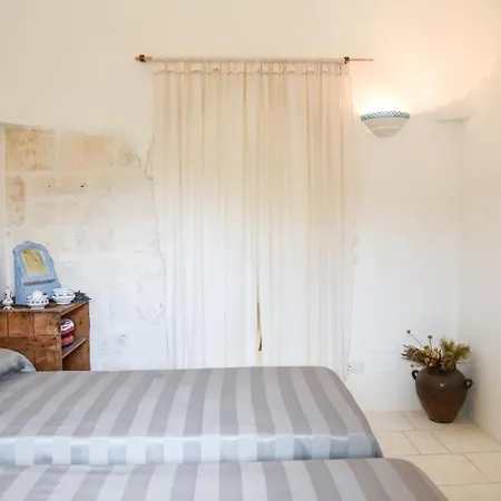 Apartment Trulli Almaviva Con Piscina A Sfioro *