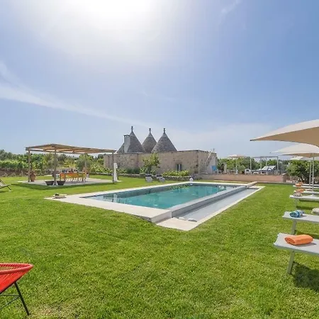 Apartment Trulli Almaviva Con Piscina A Sfioro