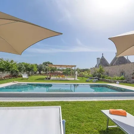 Apartment Trulli Almaviva Con Piscina A Sfioro *