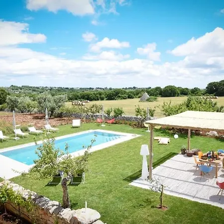 Apartment Trulli Almaviva Con Piscina A Sfioro