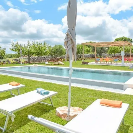 Trulli Almaviva Con Piscina A Sfioro Lägenhet Cisternino